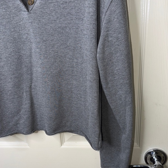 Wild Fable Gray Women's Sweatshirt - Picture 5 of 5